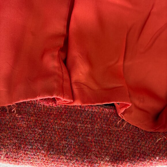 Vintage Cranberry Wool Tweed Weave Coat with Bakelite-Look Buttons Medium - Picture 9 of 16